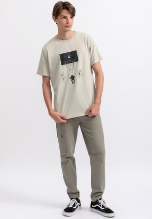 TEKBANT - Print T-shirt - bone