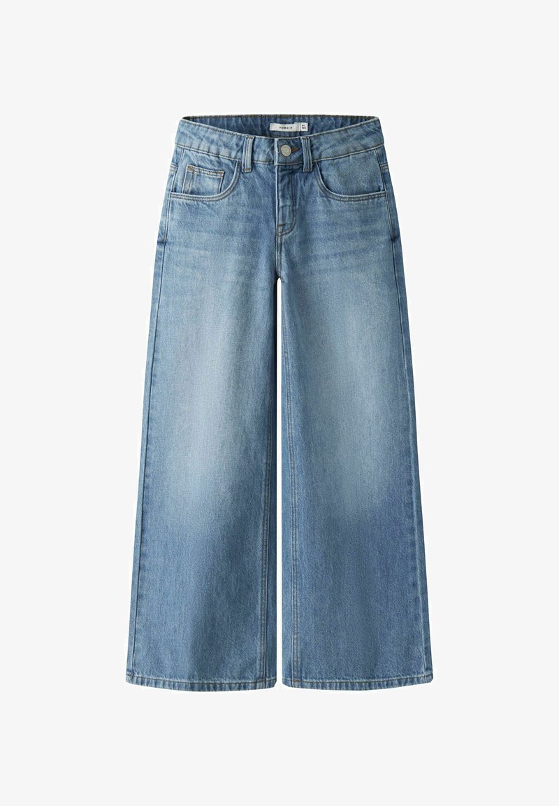 Šviesiai mėlynos spalvos plačiakelnės džinsinės kelnės su aukštu liemeniu, keturiomis kišenėmis ir sagos užsegimu. Šiek tiek nuplauta tekstūra su tvarkingais kraštais.