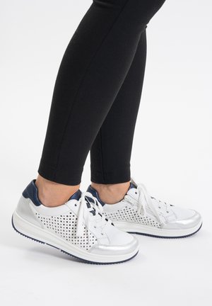 ara, Zapatillas - white