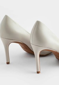 Next FOREVER COMFORT   - Klassiska pumps - bone