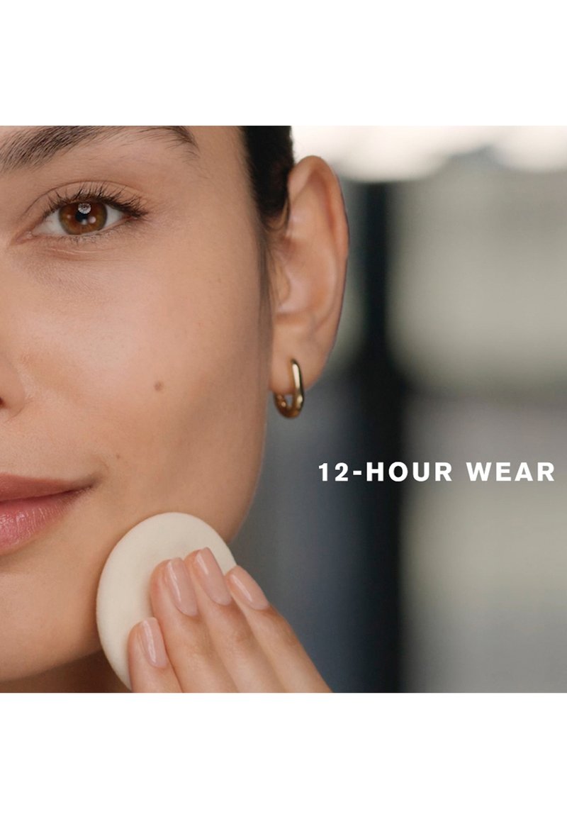 Estée Lauder Double Wear Stay In Place Makeup Spf10 2C1 Pure Beige 30 ml Estée Lauder Double Wear Stay In Place Makeup Spf10 2C1 Pure Beige 30 ml