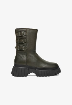 G-STAR, G-STAR ANKLE BOOTS G-STAR RAW-CEO-WI33-CS555-KIWI-13 - Plateaustiefelette - green