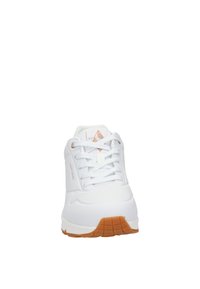 Thumbnail Image 6