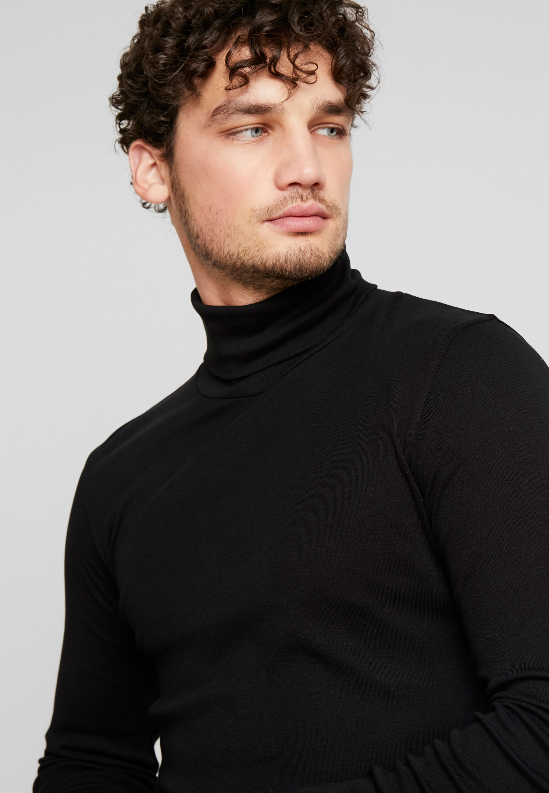 polo black turtleneck