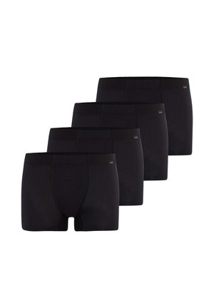 Quattro paia di boxer neri da uomo disposti in una fila sfalsata su sfondo bianco.