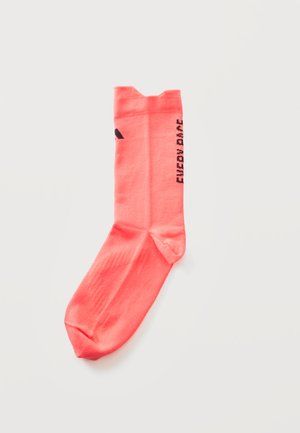 adidas Performance, RUN CREW UNISEX - Спортни чорапи - coral