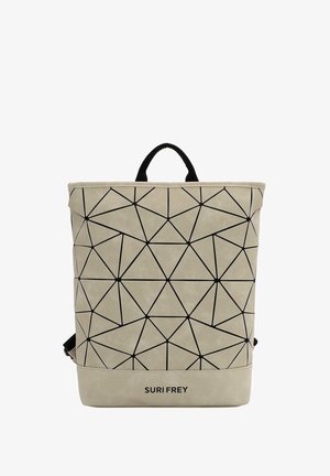 Grauem Rucksack mit einem geometrischen schwarzen Muster, aus weichem Material gefertigt, mit einem oberen Griff und verstellbaren Trägern. Markenname angezeigt.