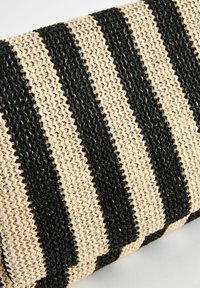 Next WEAVE  - Clutch - monochrome