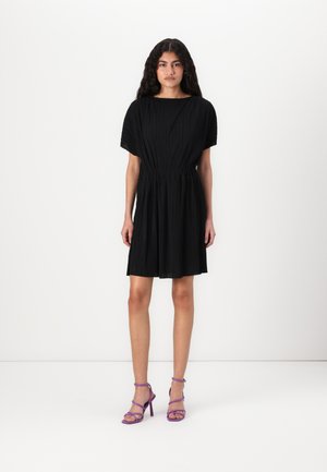 VIPLIS SHORT DRESS - Kasdienė suknelė - black