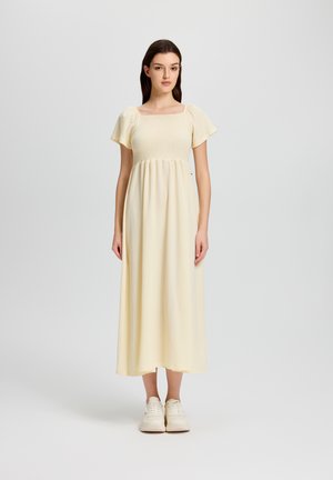 Luhta, FANSKILA - Vestido largo - pastelgelb
