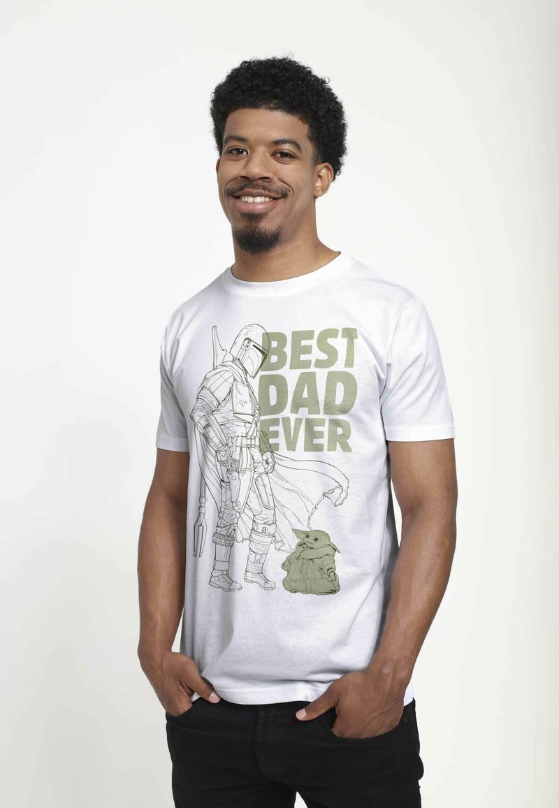 Star Wars STAR WARS: THE MANDALORIAN BEST GUARDIAN UNISEX - Triko s potiskem - white