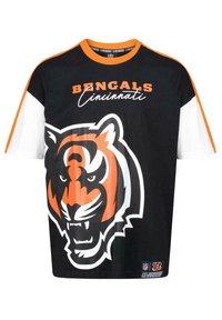Mustapohjainen ja oranssi lyhytnauha T-paita, jossa on iso tiikeri graafinen kuva ja "BENGALS Cincinnati" -teksti paksulla oranssilla etupuolella.