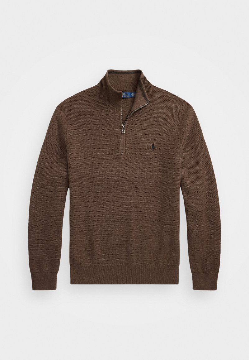 Brun strikket pullover med lynlåskrage, ribbede manchetter og kant, med et lille logo på brystet. Struktureret materiale.