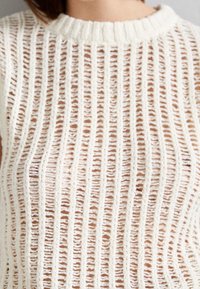 KNITID Top - off-white