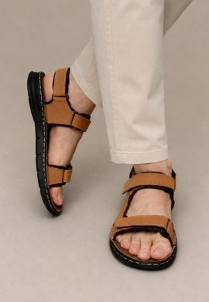 Gusti Leder, SHOES MICK - Trekkingsandale - beige