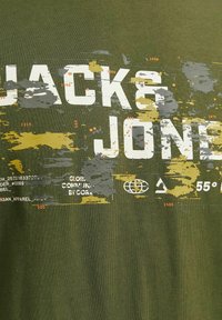 Jack & Jones LOGO RUNDHALS  - T-shirt print - cypress