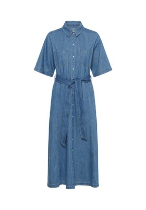 Midikleid aus blauem Denim mit kurzen Ärmeln, Knöpfen vorne, Brusttaschen und einem gebundenen Gürtel in der Taille.