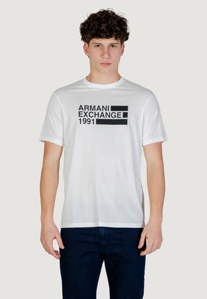 T-shirt con stampa - white