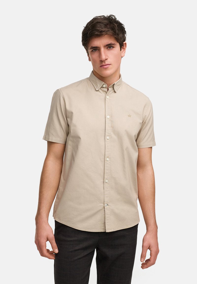 Korte mouw beige overhemd van katoen, met een button-down kraag, knopen aan de voorkant en een klein logo geborduurd op de borst.