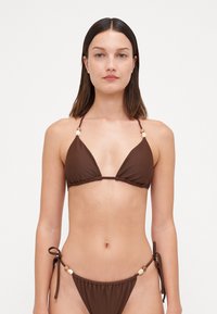 Abercrombie & Fitch Beaded Halter String Triangle Bikini Top - Bikiniöverdel - chicory coffee