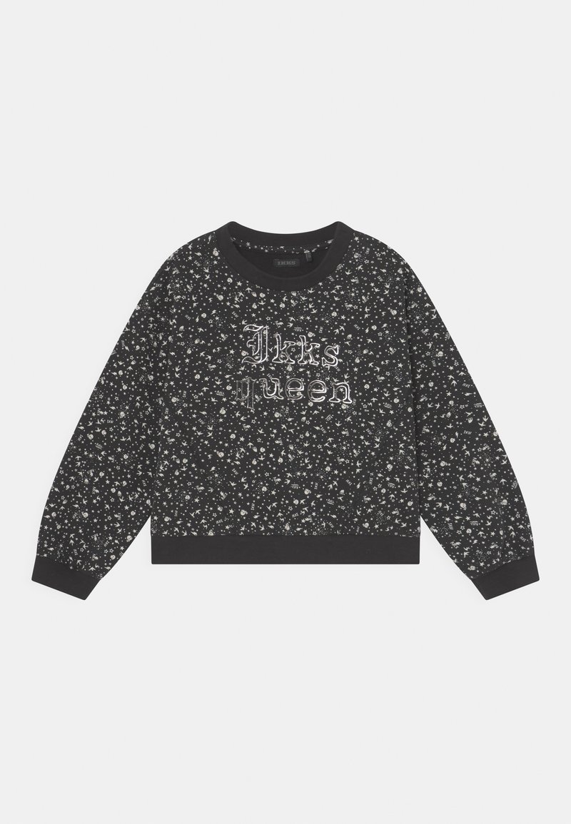 Sweat-shirt noir à manches longues avec motif d'étoiles blanches et fleurs, portant le texte "Dirks queen" en polices décoratives mixtes à l'avant.