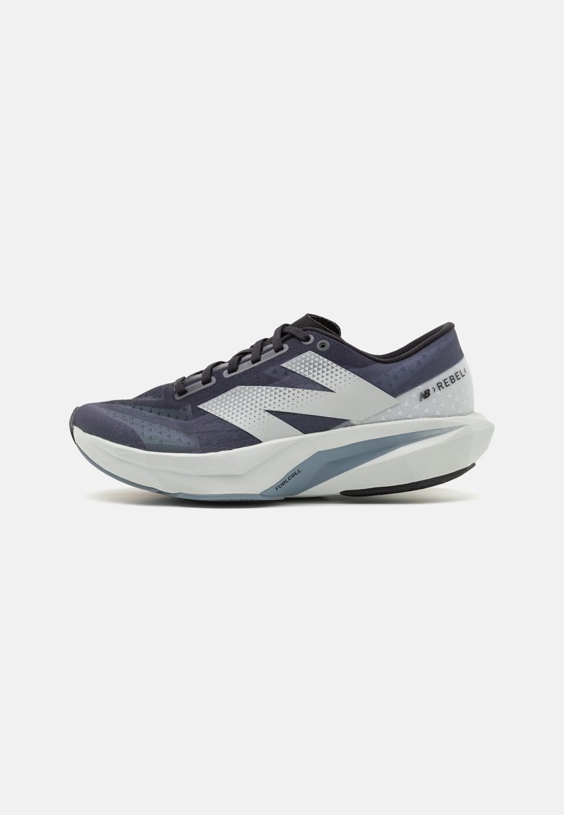 New Balance - FUELCELL REBEL V4 - Neutrala löparskor - graphite, Förstora