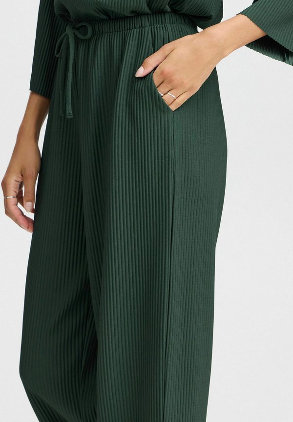 BYTRISSA - Trousers - sycamore4