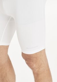 Endurance Träningsshorts -  white
