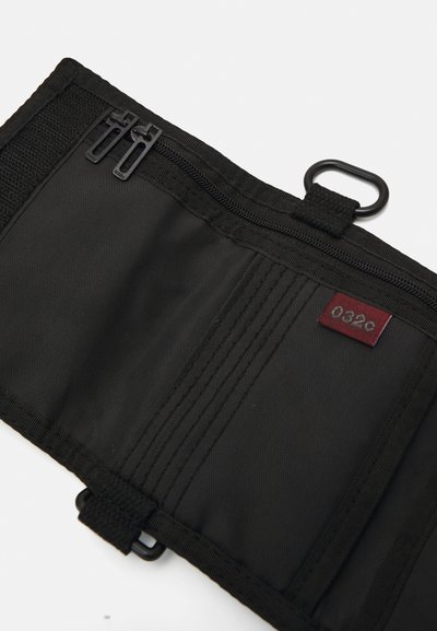 032c TEAM TAG LANYARD WALLET UNISEX - Portemonnee - black