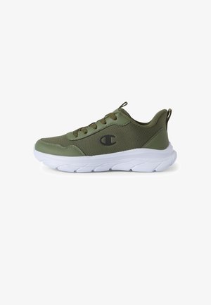 Scarpa da ginnastica verde oliva con tomaia in mesh, chiusura frontale con lacci, logo nero sul lato, suola spessa bianca e linguette di sollevamento su tomaia e tallone.