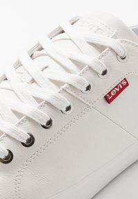 Thumbnail Image 6