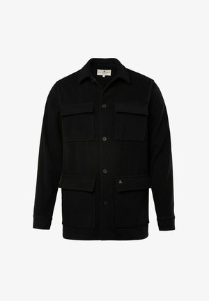 Schwarze Wollmischung Jacke mit Knopfverschluss, zwei Brusttaschen, zwei unteren Taschen und einem kleinen Logodetail unten rechts.
