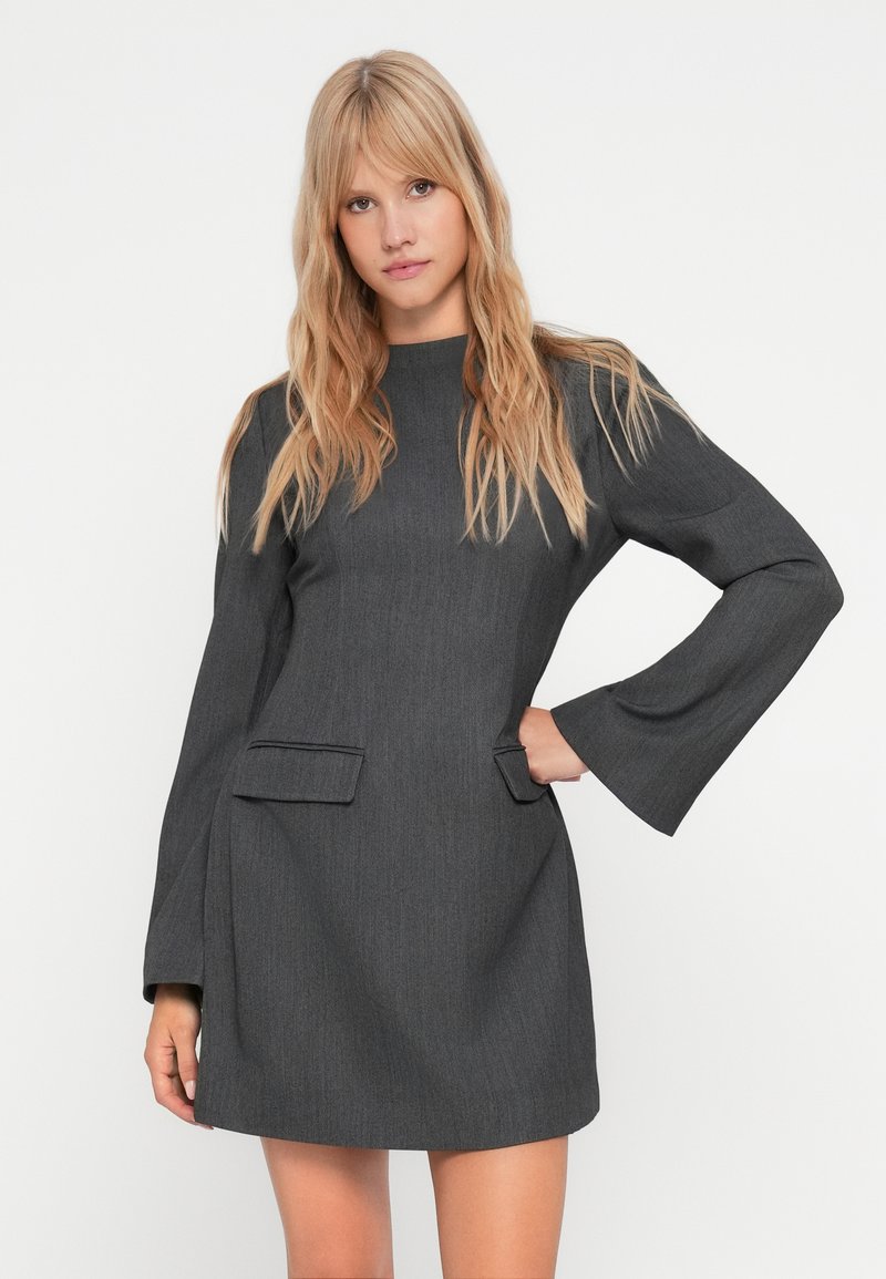 vero moda grey dress VERO MODA Knitted dress 'VMJosanna' in Mottled Grey