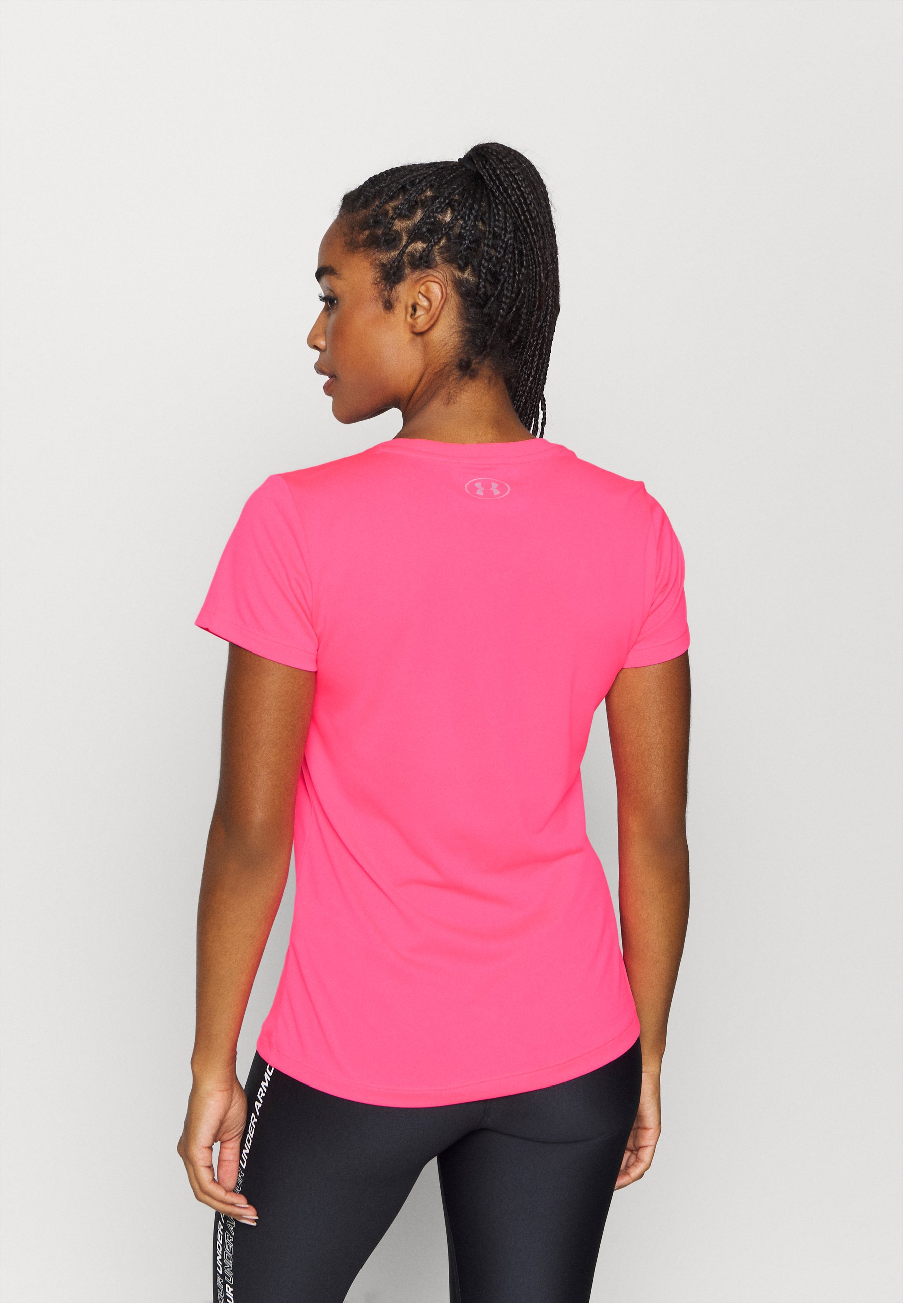 cerise pink t shirt