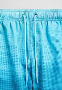 REGULAR FIT - PRINTED - Surfshorts - ombre blue