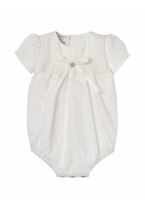 Barboteuse blanche pour bébé avec manches bouffantes, bordure en dentelle, petits points brodés et un nœud ruban avec un bouton central sur la poitrine.