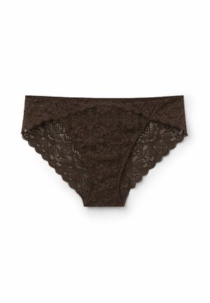 Brune blonde undertøj med indviklede blomster- og geometriske mønstre, der har en bølget kant og en semi-transparent struktur.