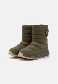Viking EQUIP PULL ON WARM WP - Zimné čižmy - olive
