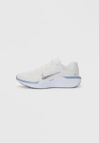 AIR WINFLO 11 - Maanteejooksu jalatsid - summit white/metallic silver-coloured/football grey/ashen slate