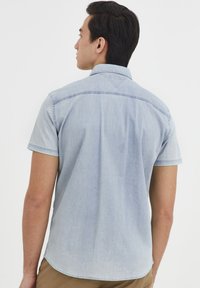 Blend BHSHIRT - Formální košile - denim light blue