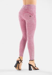 Freddy Vaqueros pitillo - rosa