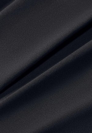 Nike Performance, W NK DF ZENVY LS ASYM BRA SNL - Brassières de sport à maintien léger - black/cool grey