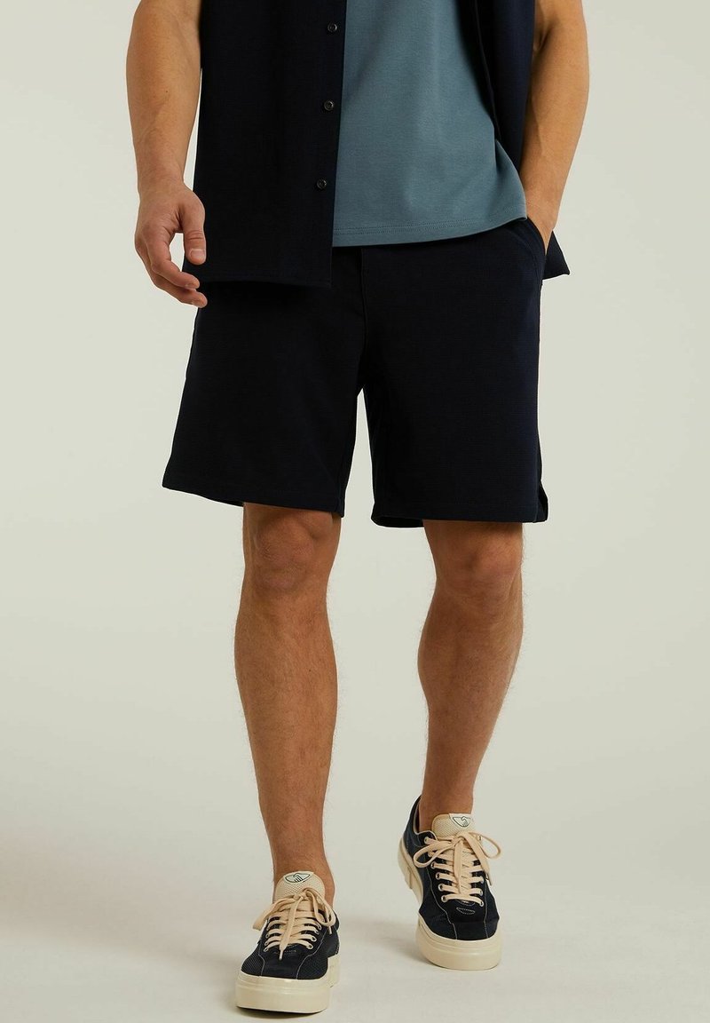 CHASIN’ Shorts donkerblauw