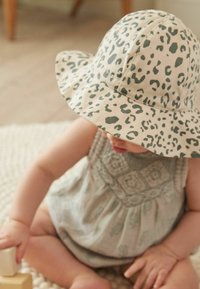 Next REGULAR FIT - Chapeau - animal print