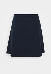 Gonna A-line donna di colore blu navy con larga cintura in vita e piccolo dettaglio del logo in metallo sul lato, esposta su sfondo bianco.
