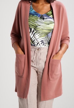 Vest - light pink