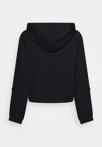 Svart croppad hoodie med dragsko i huvan, långa ärmar och ribbade ärmslut. Slät yta utan synliga mönster eller hårdvarudetaljer.