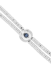 Pulsera de plata con cuentas redondeadas y un adorno circular central con una piedra azul. Textura suave con acabado pulido.