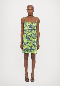 Versace Jeans Couture Koktailové šaty/večierkové šaty - kiwi