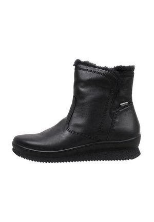 Winter boots - black